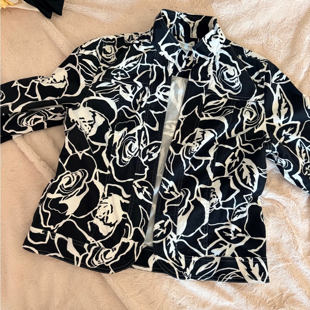 Coldwater Creek Black and White Floral Blazer